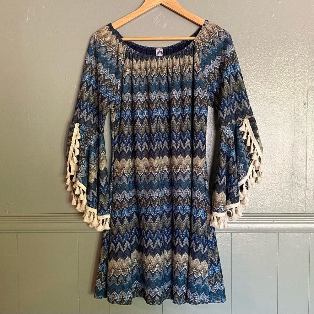 HoneyMe Womens Size Small Bohemian split Tassel bell sleeve midi dress